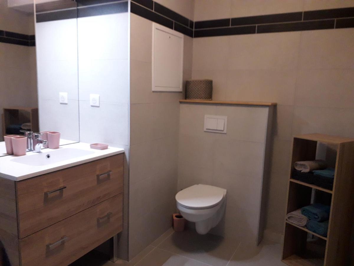 Les Campanules Apartment Бур-Сен-Морис Екстериор снимка